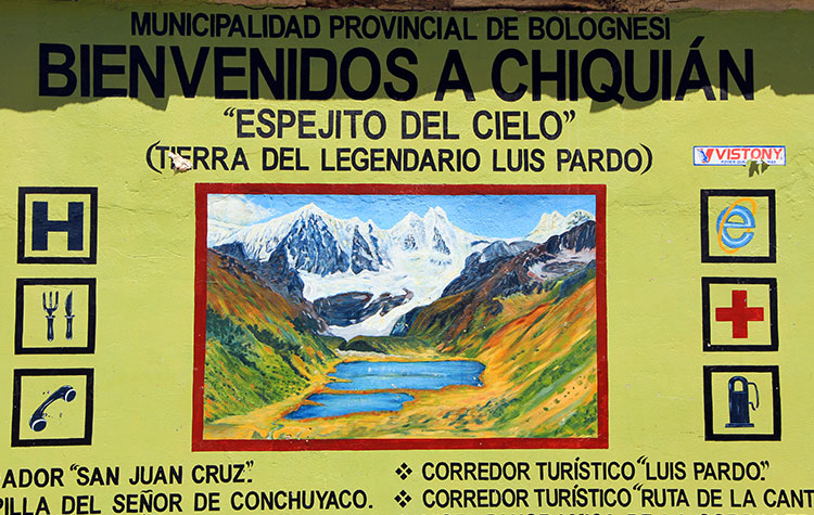 foto de entrada a Chiquián, sitio turístico, en ancash perú